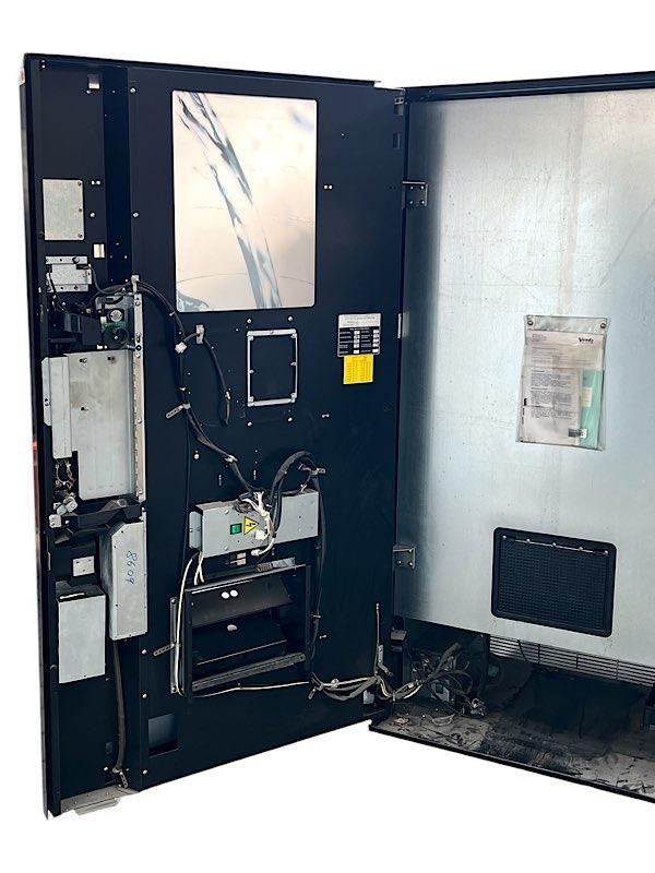 Vendo SuperStack SVE 256-7 Kaltgetränkeautomat, 7 Schächte